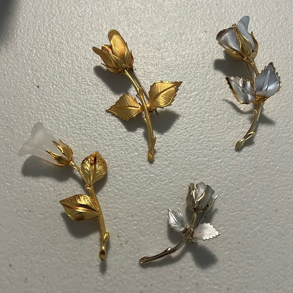 Vintage rose brooch bundle